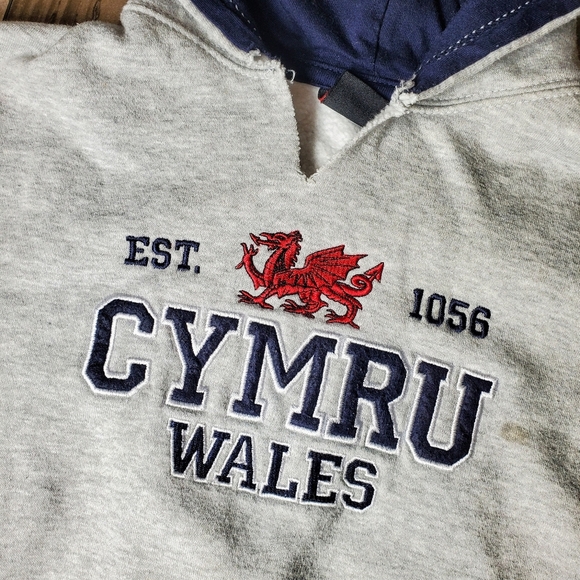 Manav Premier Clothing | Welsh Rugby | Hooded Sweatshirt | Size 8 | Pre-Owned - Picture 13 of 16